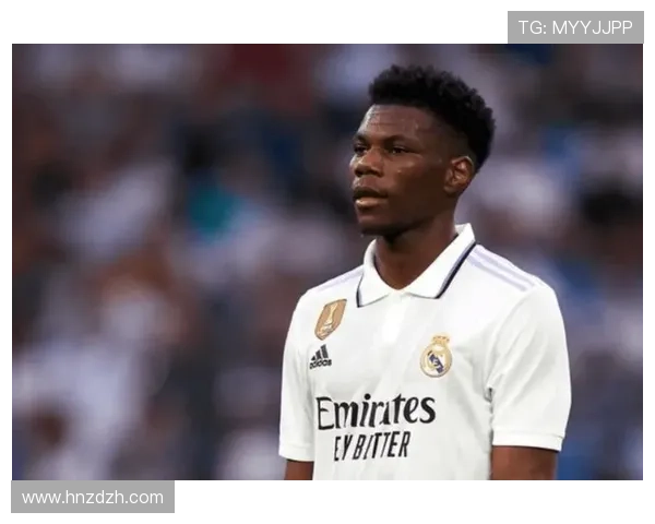 奥雷利安·楚阿梅尼:客串中卫展现多位置战术价值 奥雷利安·楚阿梅尼:客串中卫展现多位置战术价值