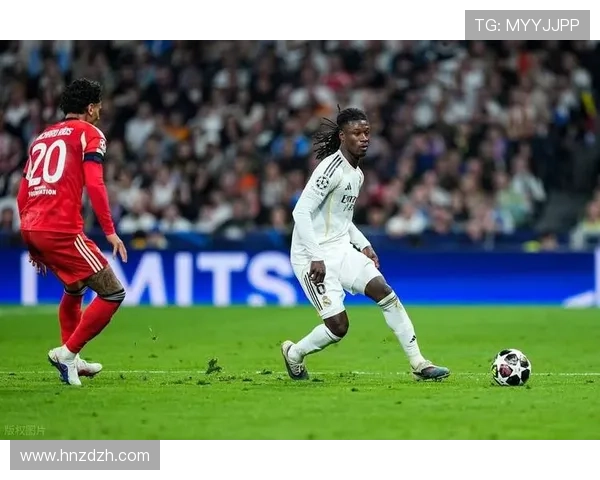 爱德华多·卡马文加本赛季表现稳健,中场竞争力持续提升 爱德华多·卡马文加本赛季表现稳健,中场竞争力持续提升